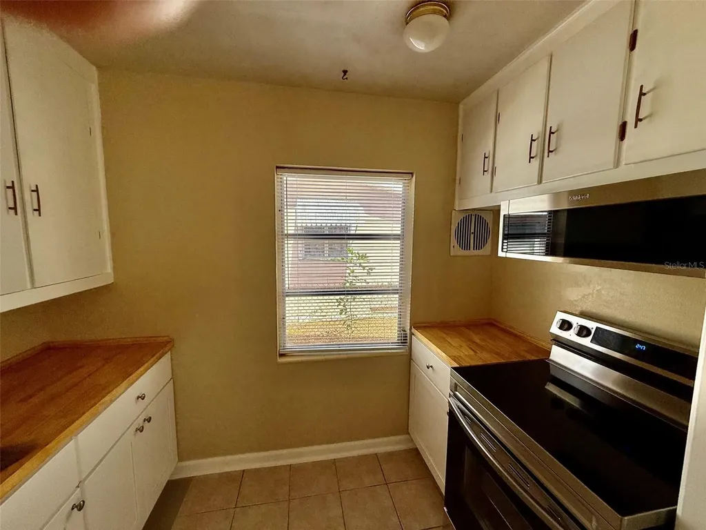 4526 3rd Avenue N St Petersburg FL 33713