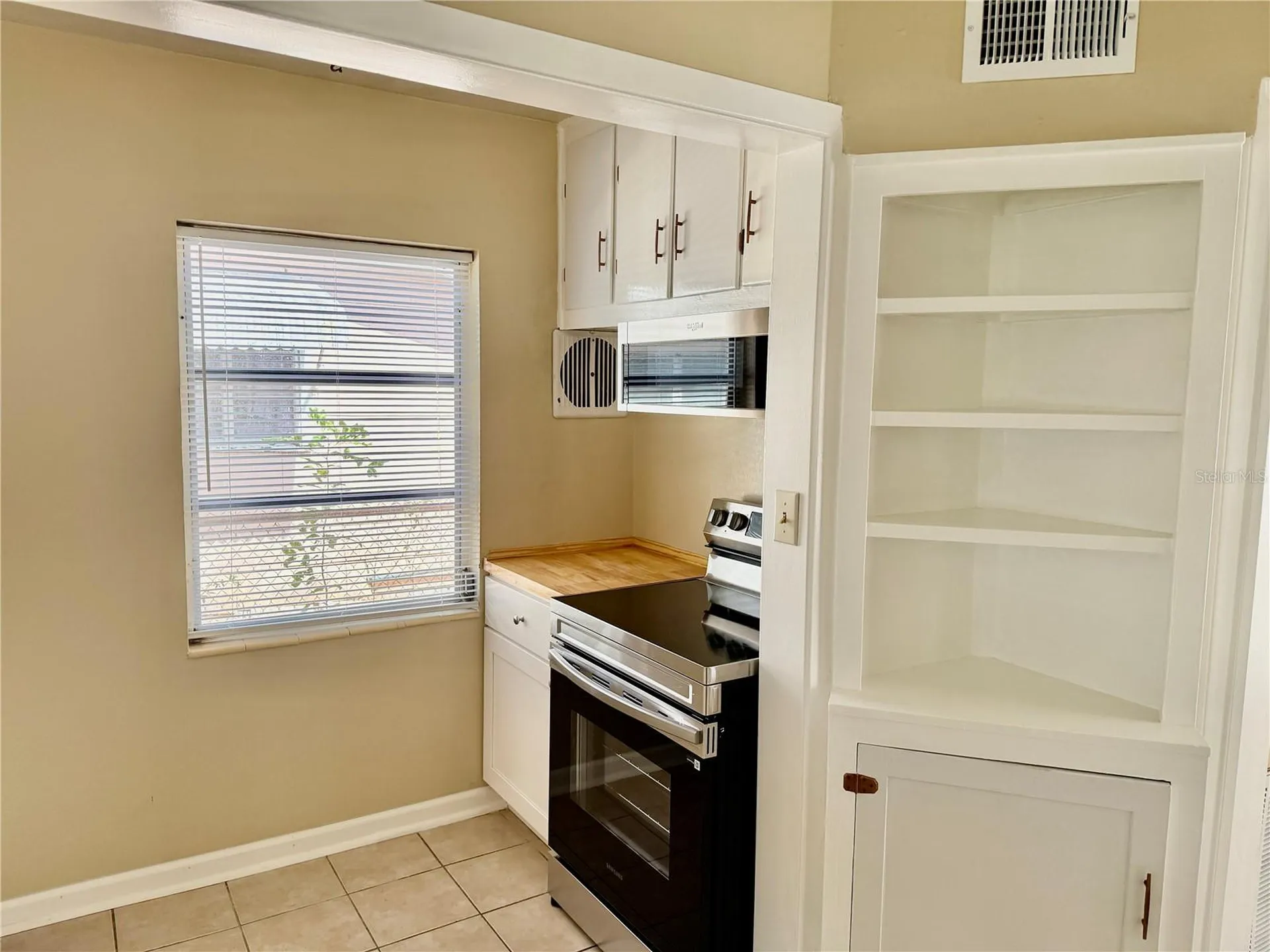 4526 3rd Avenue N St Petersburg FL 33713