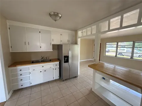 4526 3rd Avenue N St Petersburg FL 33713