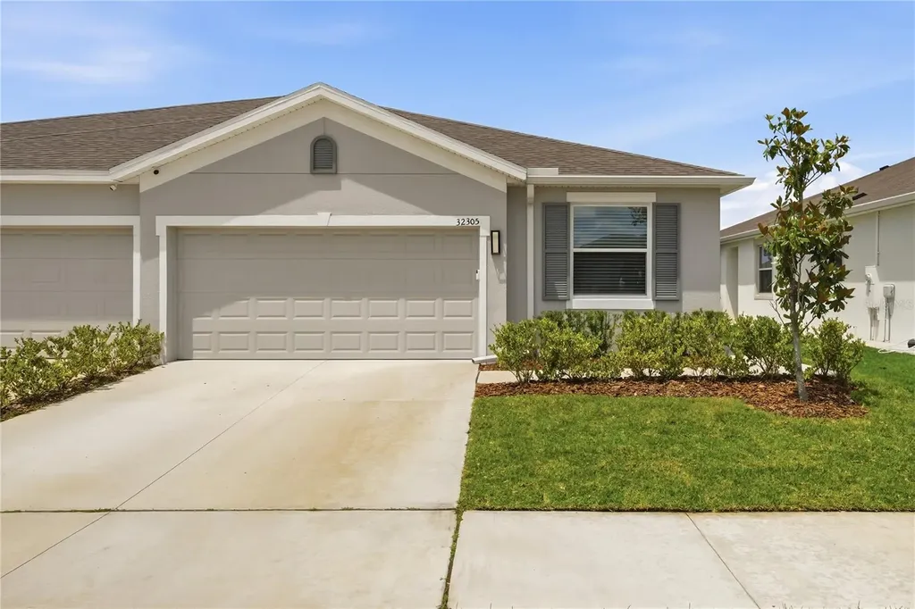 32305 Lexington Street Wesley Chapel FL 33543