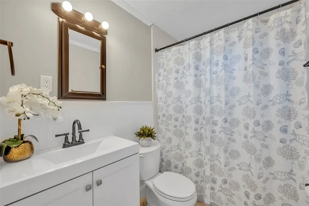 702 Eleanore Avenue New Smyrna Beach FL 32168