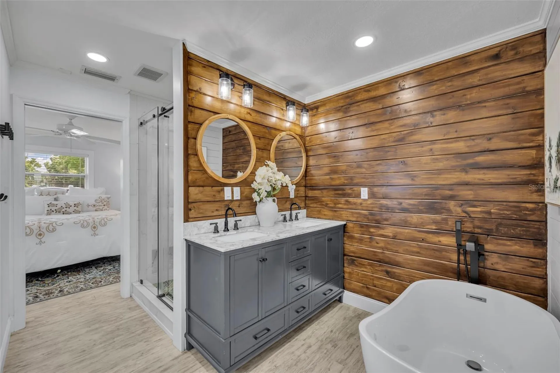 702 Eleanore Avenue New Smyrna Beach FL 32168