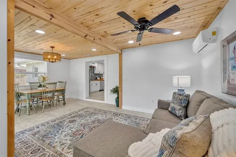 702 Eleanore Avenue New Smyrna Beach FL 32168