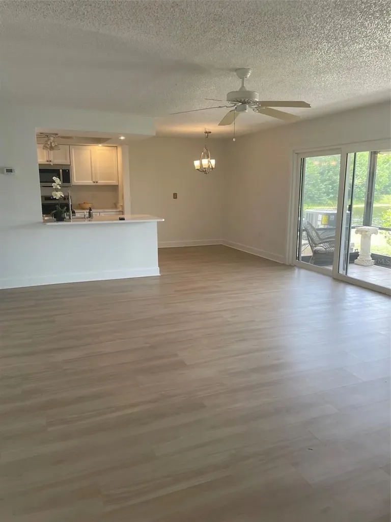 706 115th St Petersburg FL 33716