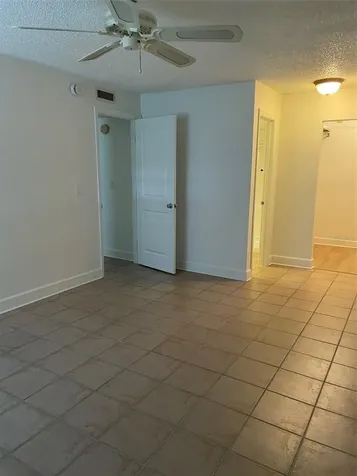 706 115th St Petersburg FL 33716