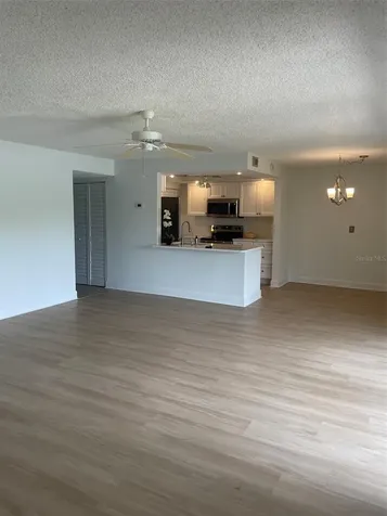 706 115th St Petersburg FL 33716