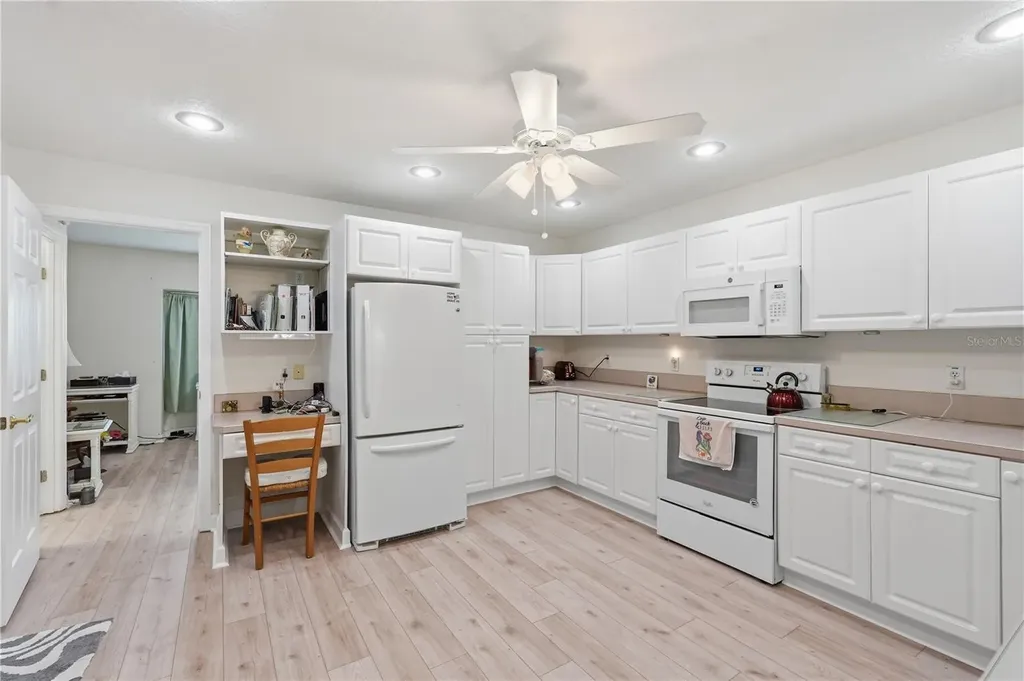 545 Pinellas Bayway S St Petersburg FL 33715