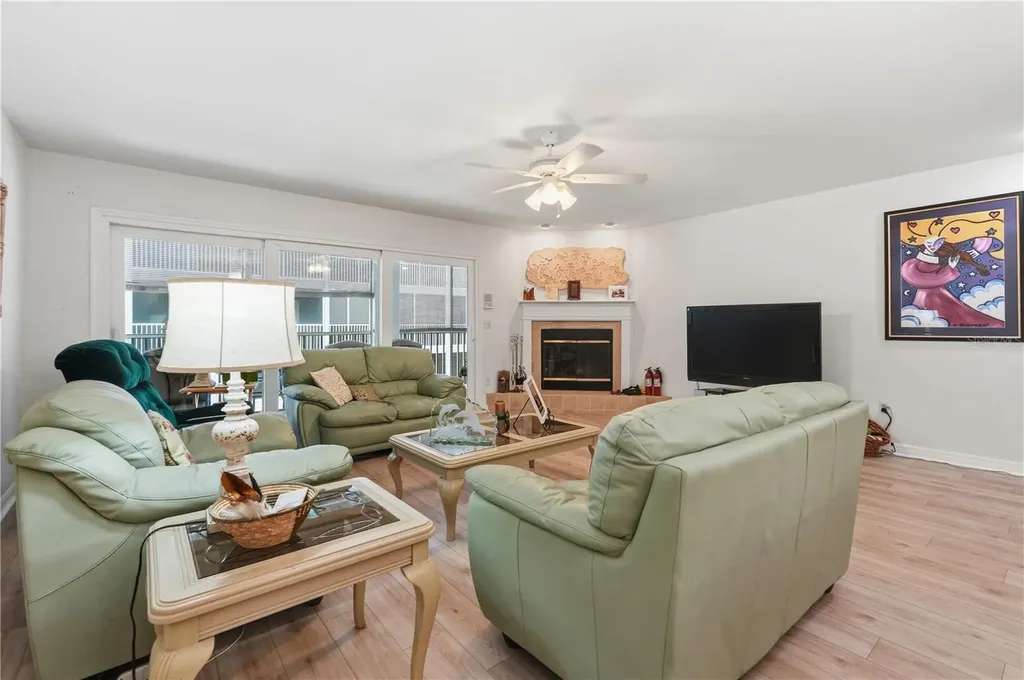 545 Pinellas Bayway S St Petersburg FL 33715