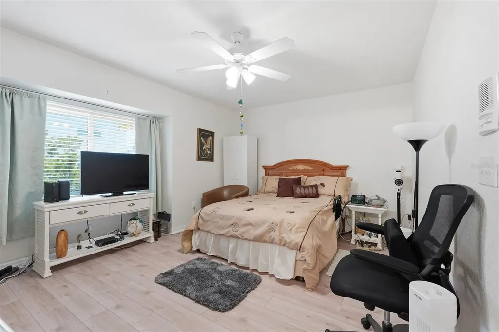 545 Pinellas Bayway S St Petersburg FL 33715