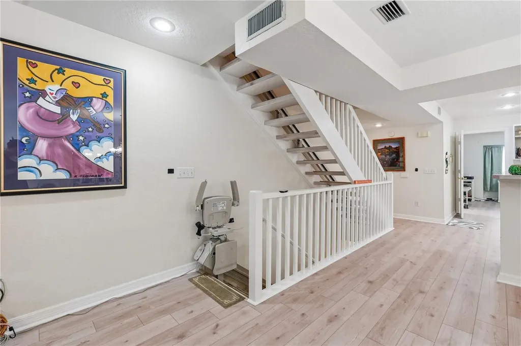 545 Pinellas Bayway S St Petersburg FL 33715