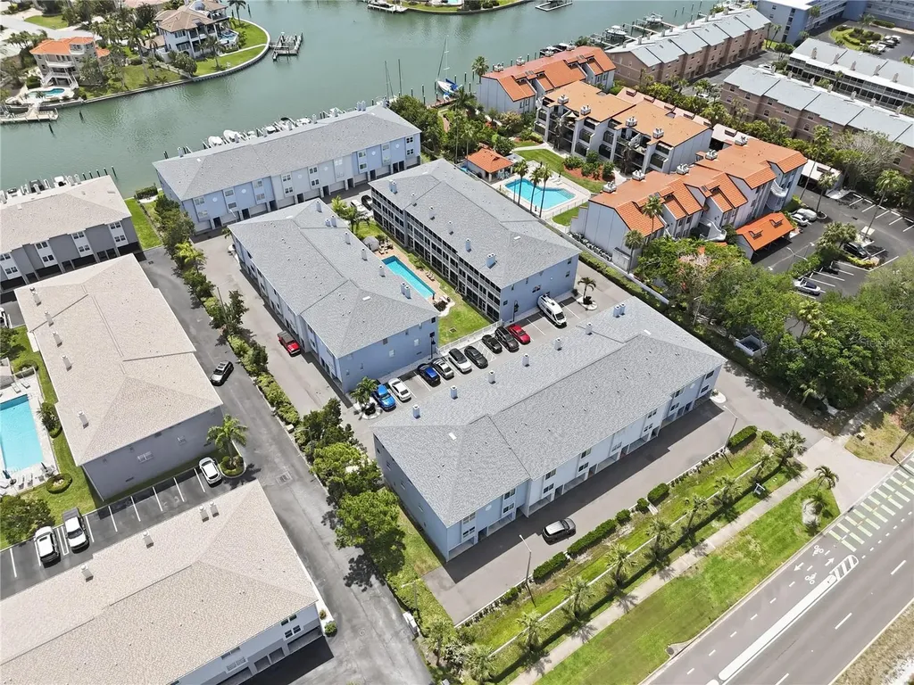 545 Pinellas Bayway S St Petersburg FL 33715