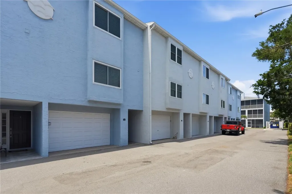 545 Pinellas Bayway S St Petersburg FL 33715