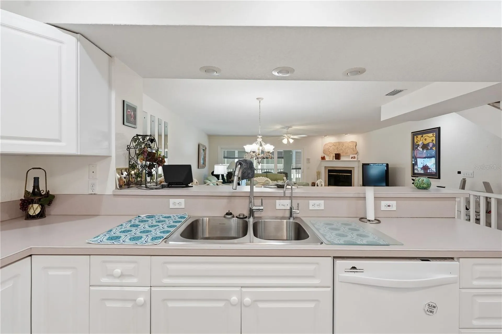 545 Pinellas Bayway S St Petersburg FL 33715