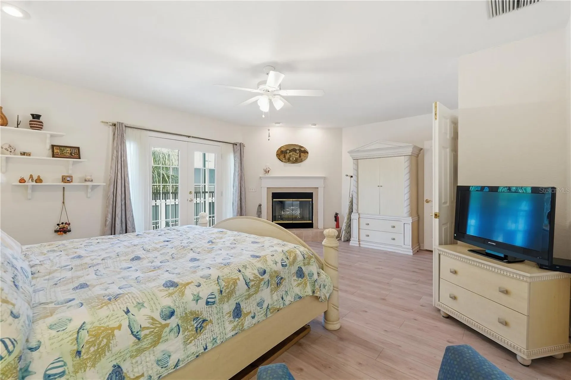 545 Pinellas Bayway S St Petersburg FL 33715