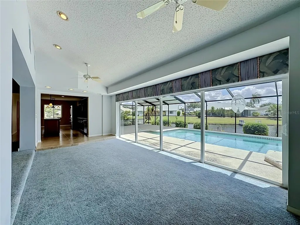 2007 Wedge Court Sun City Center FL 33573