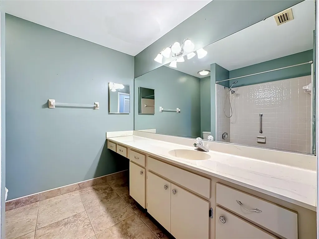 2007 Wedge Court Sun City Center FL 33573