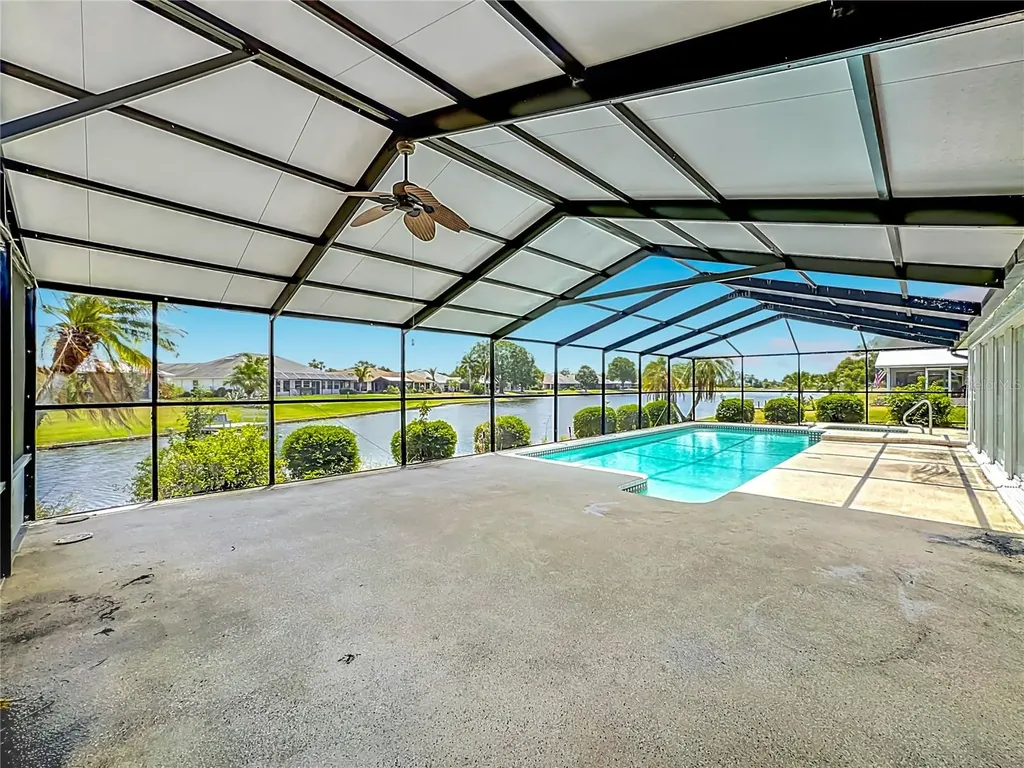 2007 Wedge Court Sun City Center FL 33573