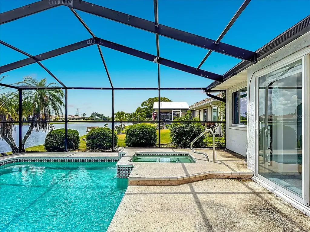 2007 Wedge Court Sun City Center FL 33573