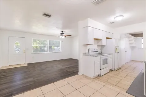 18 N Harrison Street Beverly Hills FL 34465