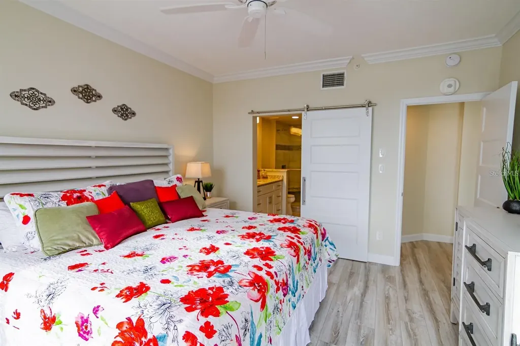 7974 Sailboat Key Boulevard S South Pasadena FL 33707