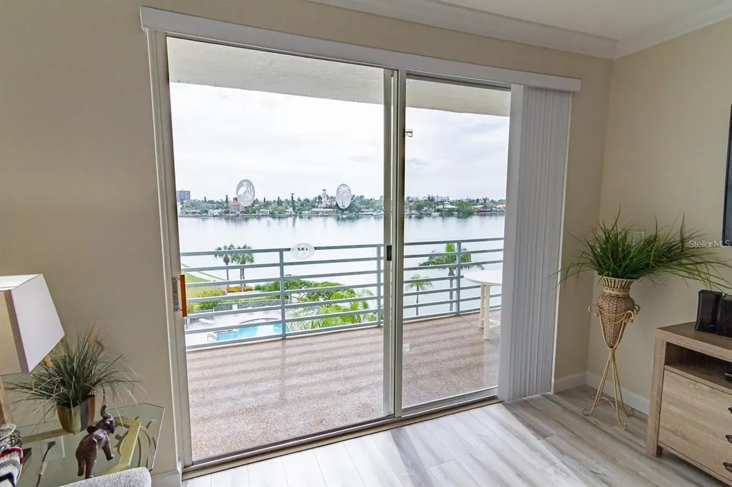 7974 Sailboat Key Boulevard S South Pasadena FL 33707