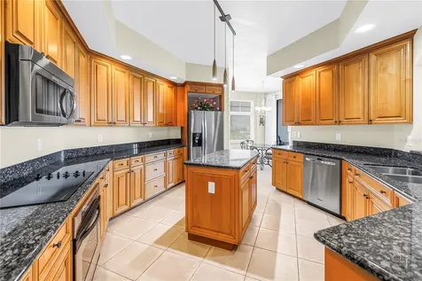 100 Beach Drive NE St Petersburg FL 33701