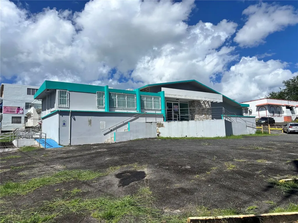 47 Ave Jose De Diego San Juan PR 00908