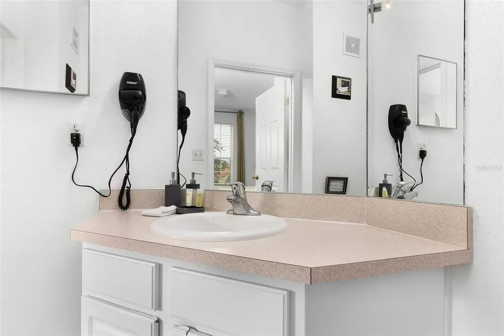 2785 Almaton Loop Kissimmee FL 34747