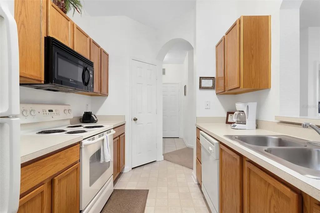 2785 Almaton Loop Kissimmee FL 34747