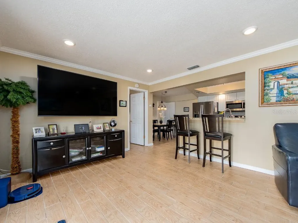 12435 Monarch Circle Seminole FL 33772