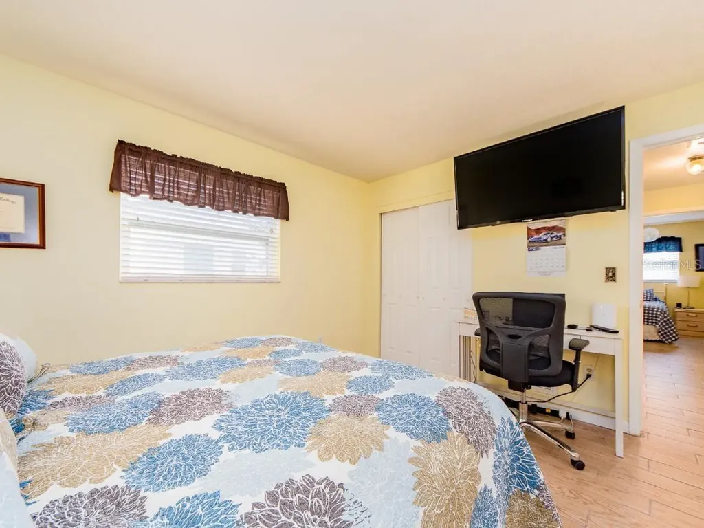 12435 Monarch Circle Seminole FL 33772
