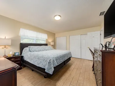 12435 Monarch Circle Seminole FL 33772