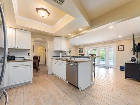 12435 Monarch Circle Seminole FL 33772