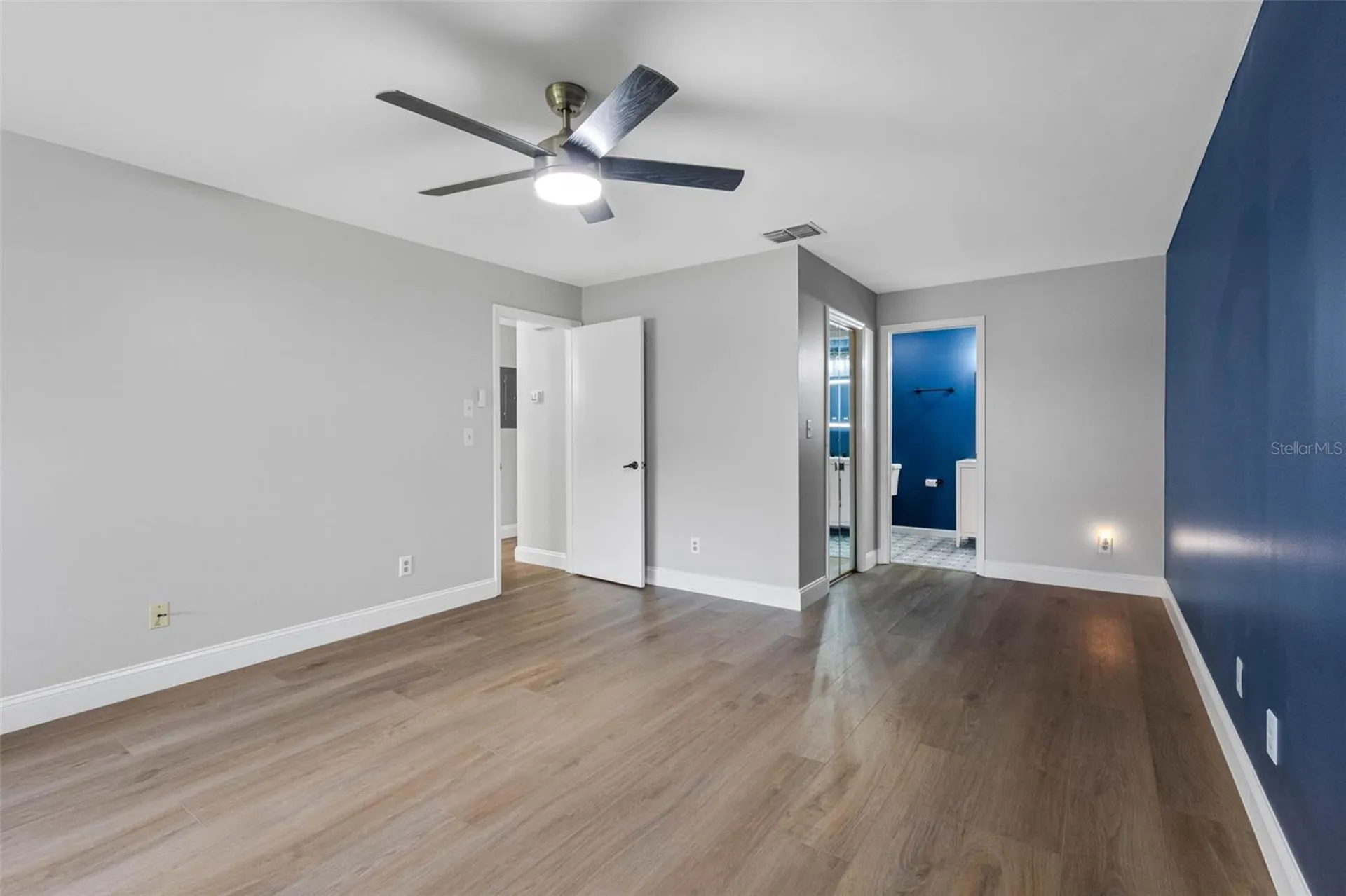2022 Arbor Lane Clearwater FL 33763