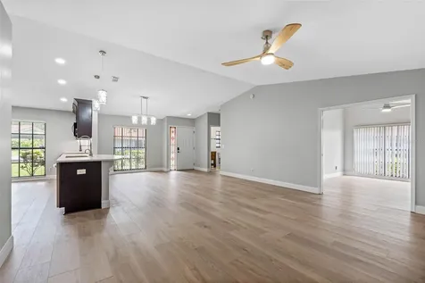 2022 Arbor Lane Clearwater FL 33763