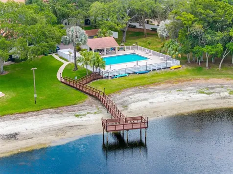 2022 Arbor Lane Clearwater FL 33763