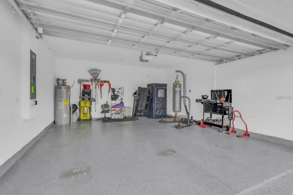 1513 Cumberland Avenue Davenport FL 33837