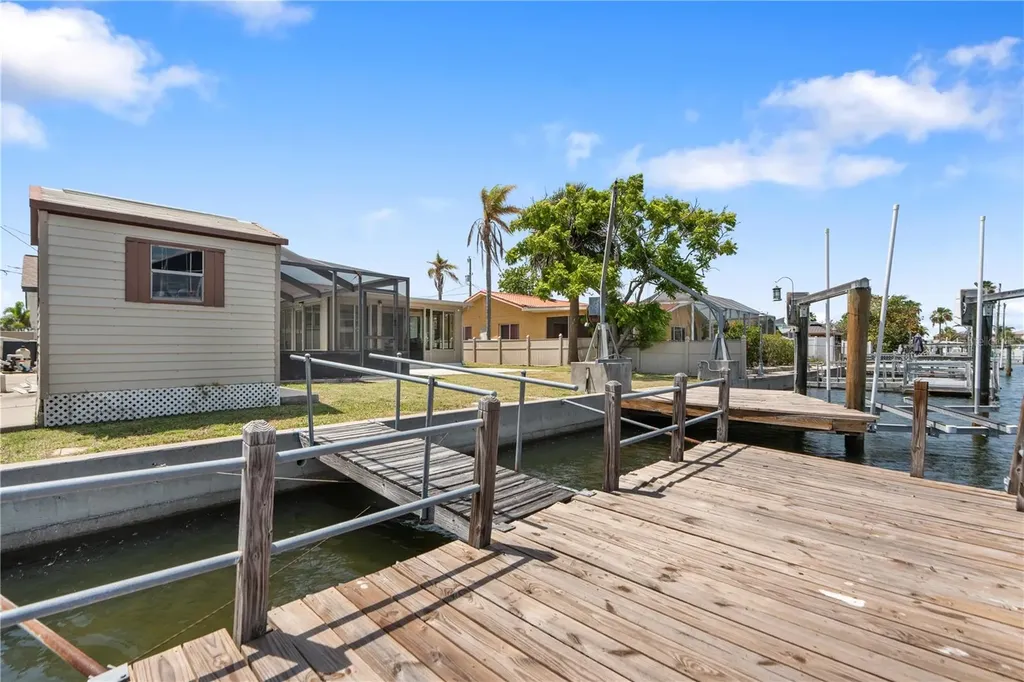 13912 Darlene Avenue Hudson FL 34667