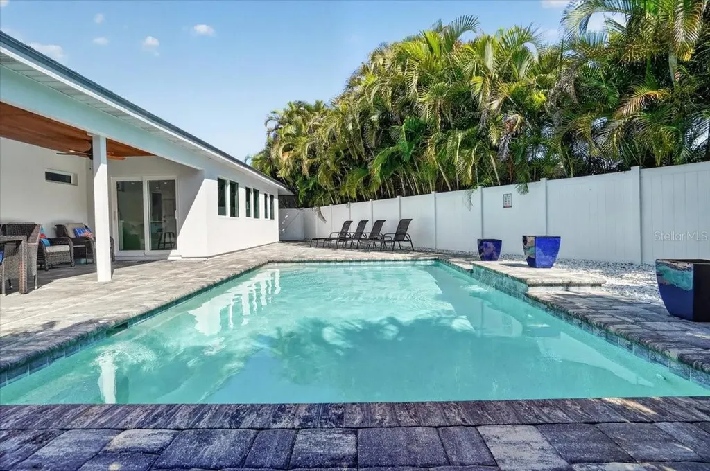 2201 Webber Street Sarasota FL 34239