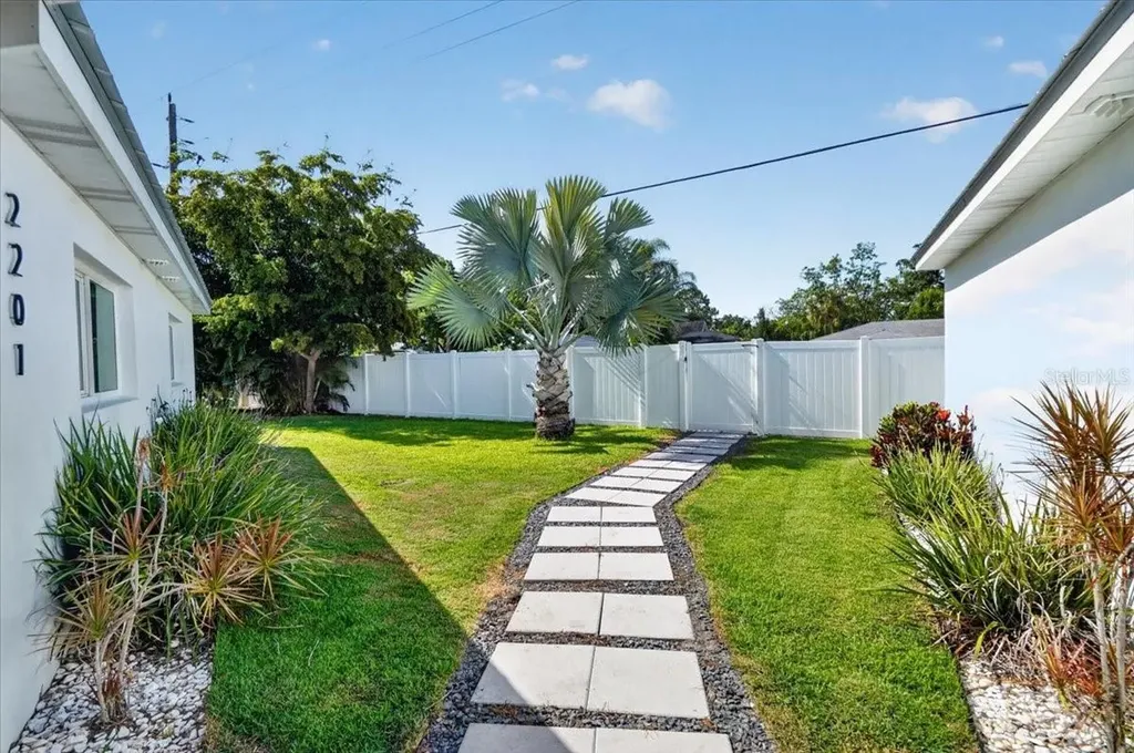 2201 Webber Street Sarasota FL 34239