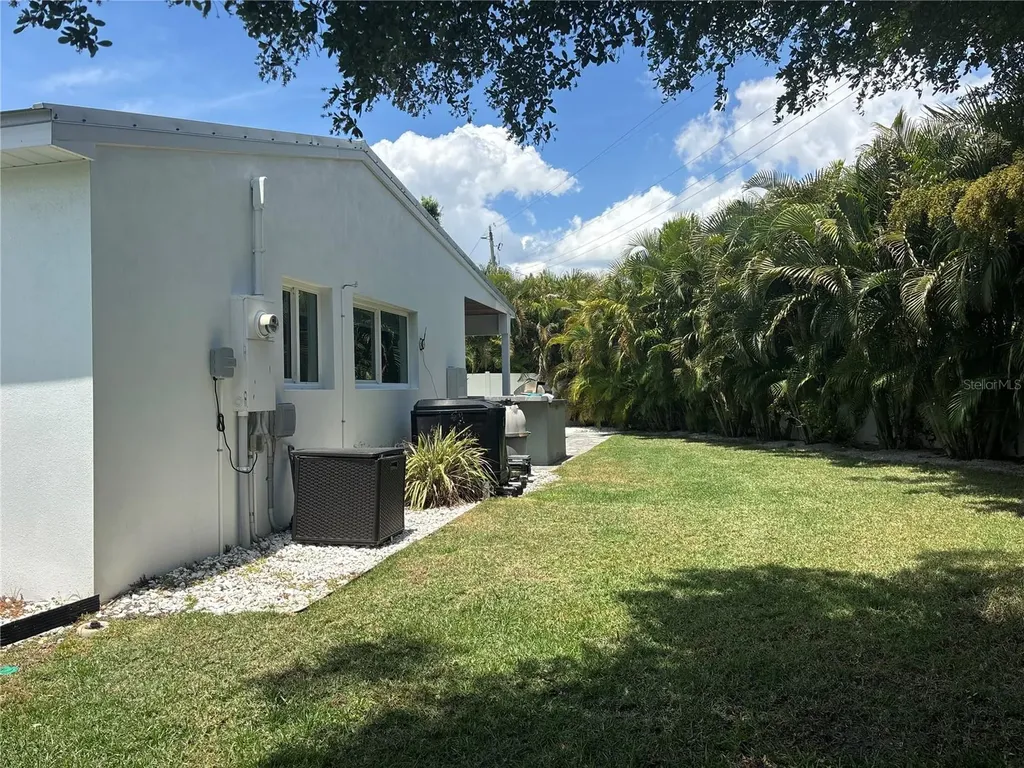 2201 Webber Street Sarasota FL 34239