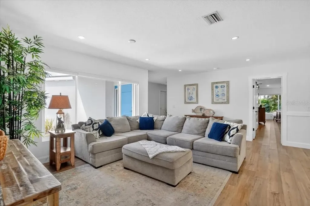 2201 Webber Street Sarasota FL 34239