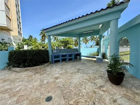9 Gardenia Street Carolina PR 00979