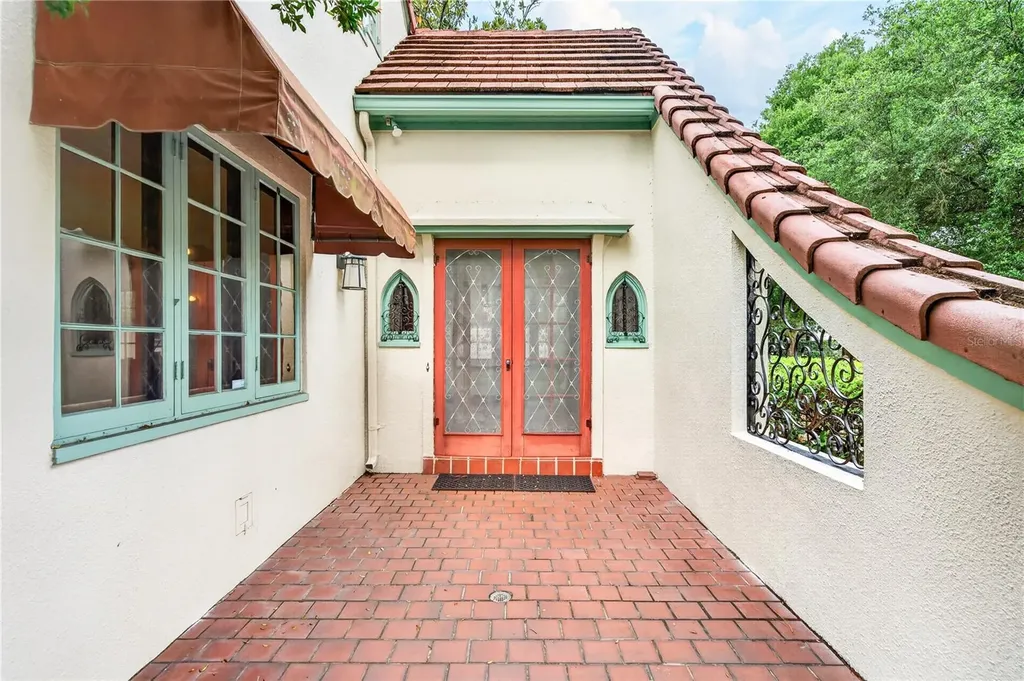 1216 Golden Lane Orlando FL 32804