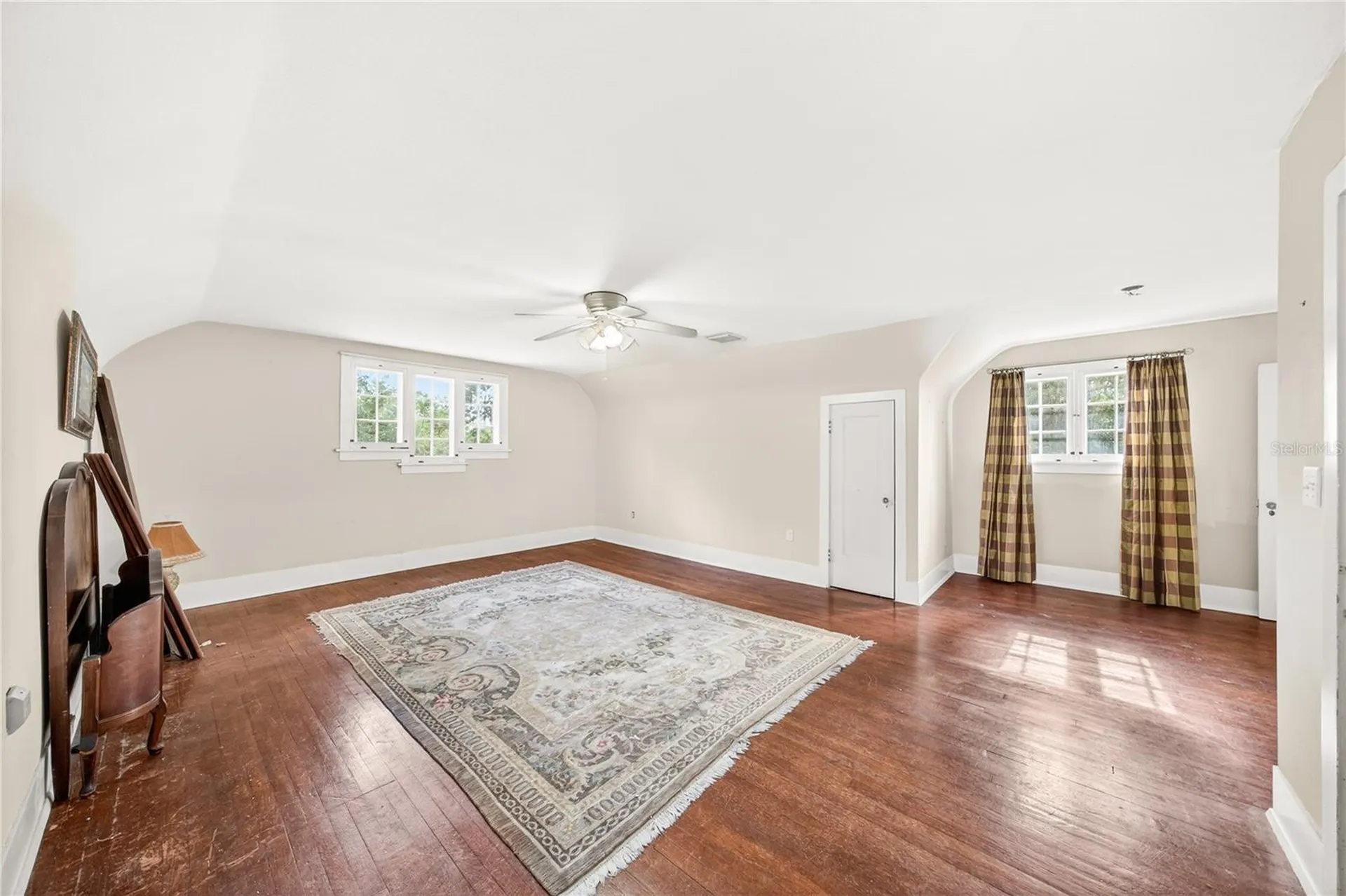 1216 Golden Lane Orlando FL 32804