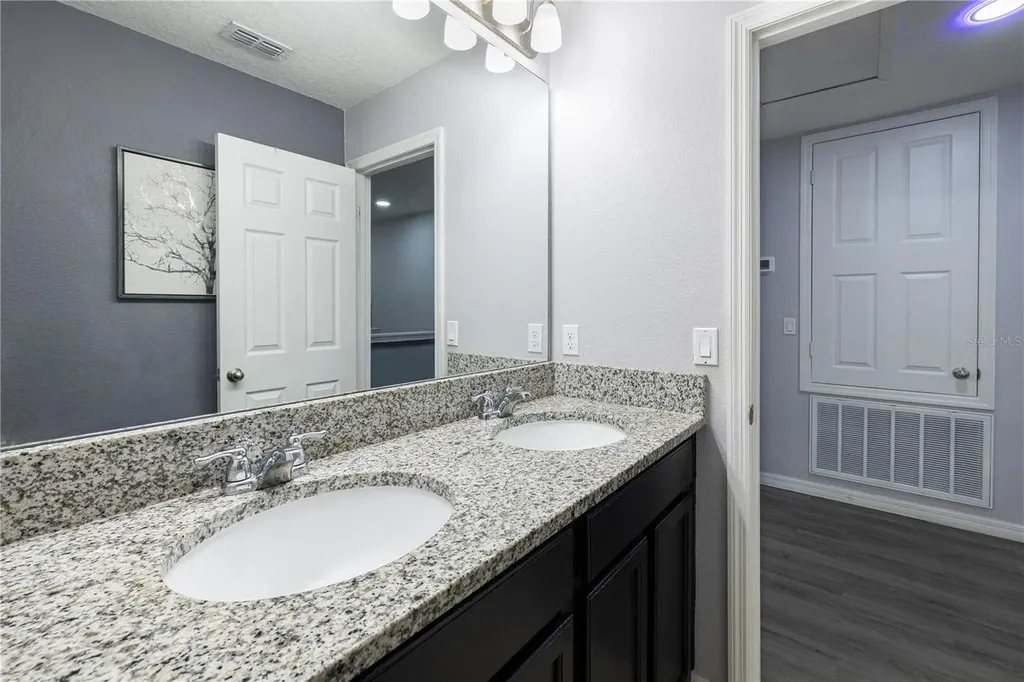 2824 Noble Crow Drive Kissimmee FL 34744