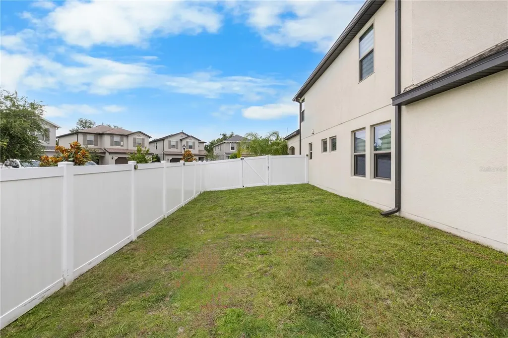 2824 Noble Crow Drive Kissimmee FL 34744