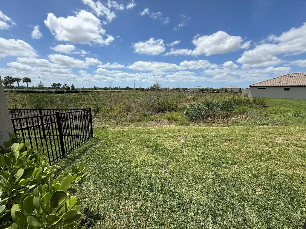 5514 Tidal Breeze Cove Bradenton FL 34211