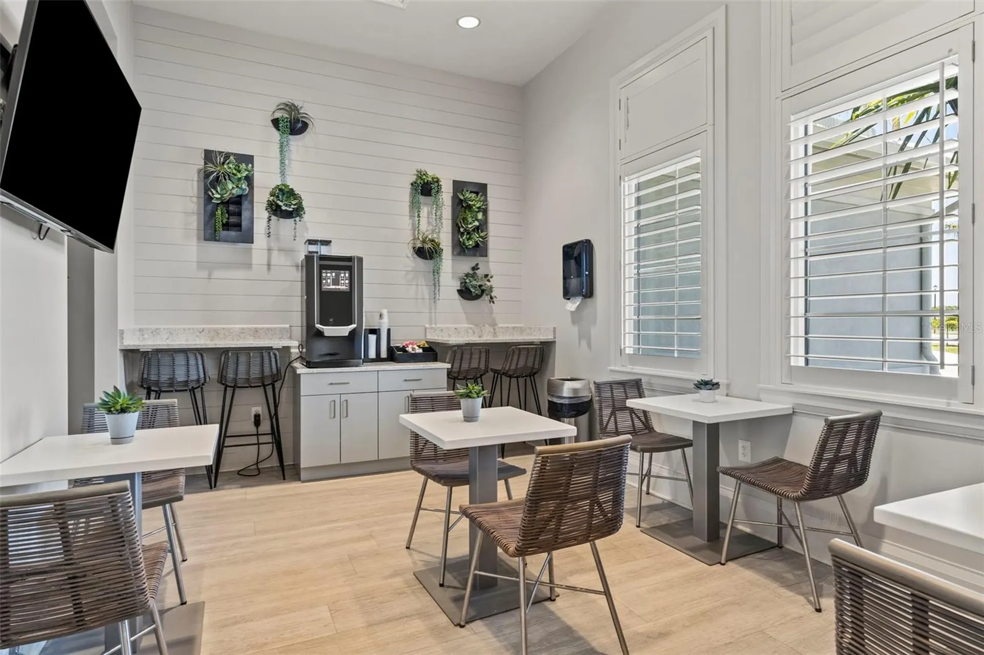 5514 Tidal Breeze Cove Bradenton FL 34211