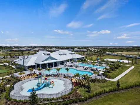 5514 Tidal Breeze Cove Bradenton FL 34211